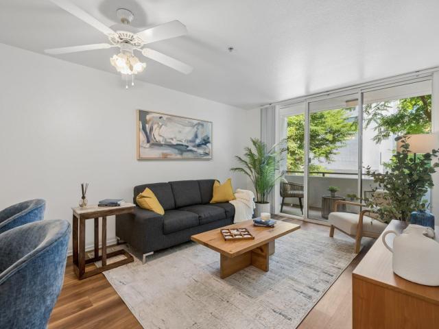 1 BR, 1 BA Apartment 6750 Whitsett Ave Unit 178, North Hollywood, CA 91606