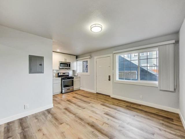 1 BR, 1 BA Apartment 678 37th Street, Oakland, CA 94609