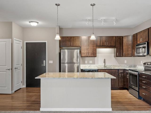 1 BR, 1 BA Apartment 6859 152nd St W Unit 218, Saint Paul, MN 55124