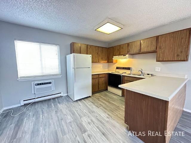 1 BR, 1 BA Apartment 6895 Space Village Avenue, Colorado Springs, CO 80915