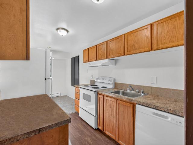 1 BR, 1 BA Apartment 6900 South 125th Street Unit A120, Seattle, WA 98178