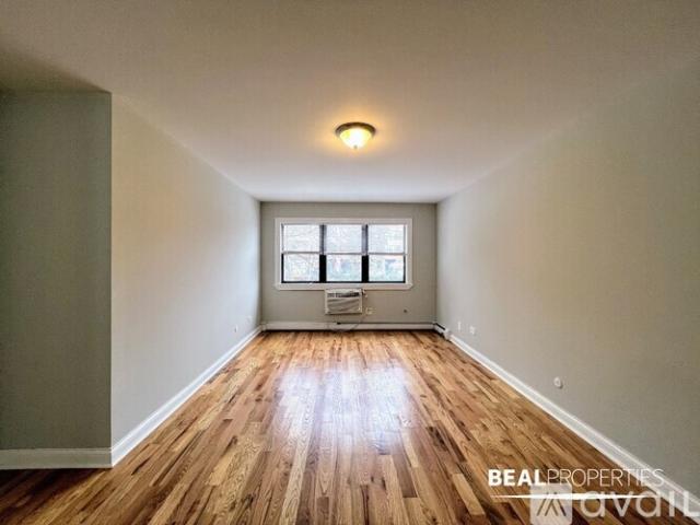 1 BR, 1 BA Apartment 696 Elm Pl, Unit 210, Highland Park, IL 60035