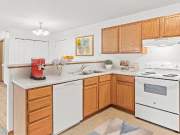 1 BR, 1 BA Apartment 603 3rd Ave NW Unit 603 211, Isanti, MN 55040