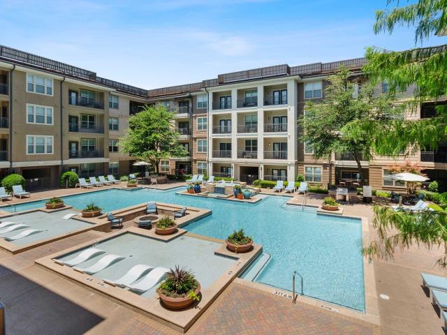 1 BR, 1 BA Apartment 6008 Maple Avenue Unit 217, Dallas, TX 75235