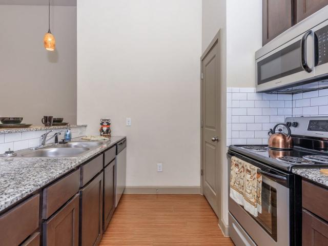 1 BR, 1 BA Apartment 600 Franklin Ave Unit 418, Waco, TX 76701