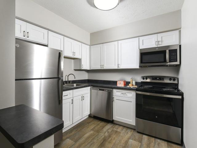 1 BR, 1 BA Apartment 600 Royal Drive Unit 260, South Park, PA 15129