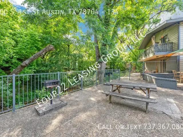 1 BR, 1 BA Apartment 600 S. 1st St Austin, TX 78704, Austin, TX 78704