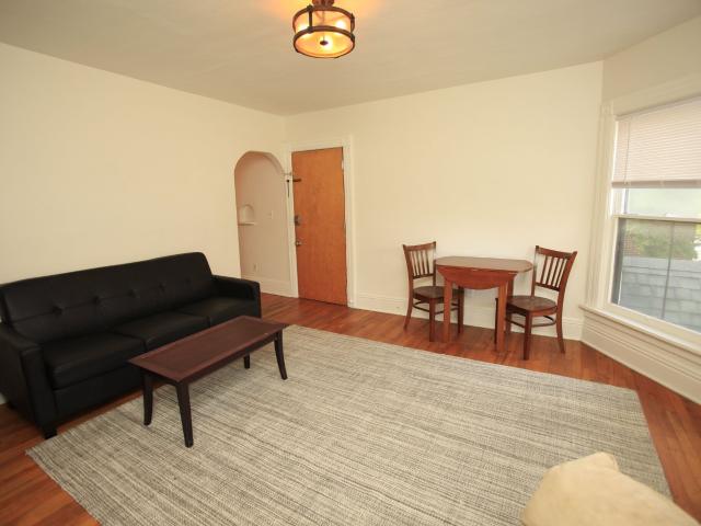 1 BR, 1 BA Apartment 602 Monroe, Ann Arbor, MI 48104