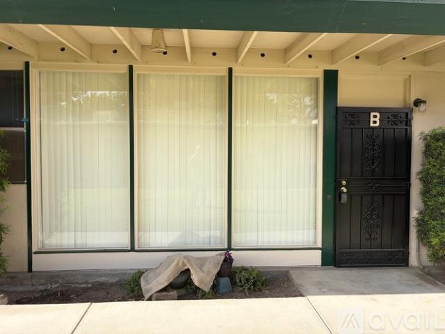 1 BR, 1 BA Apartment 602 South Court Street, Unit B, Visalia, CA 93277