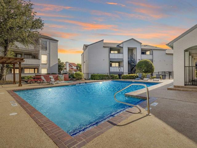 1 BR, 1 BA Apartment 6051 Bridge St Unit 6104B, Fort Worth, TX 76112