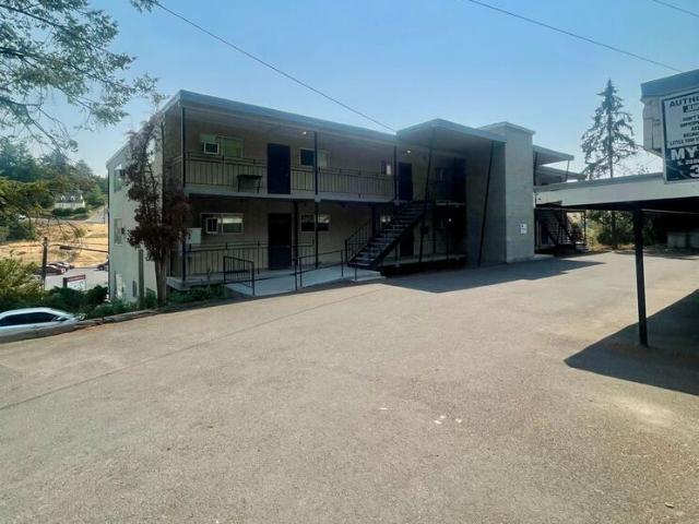 1 BR, 1 BA Apartment 605 S Grand Ave Pullman, WA 99163