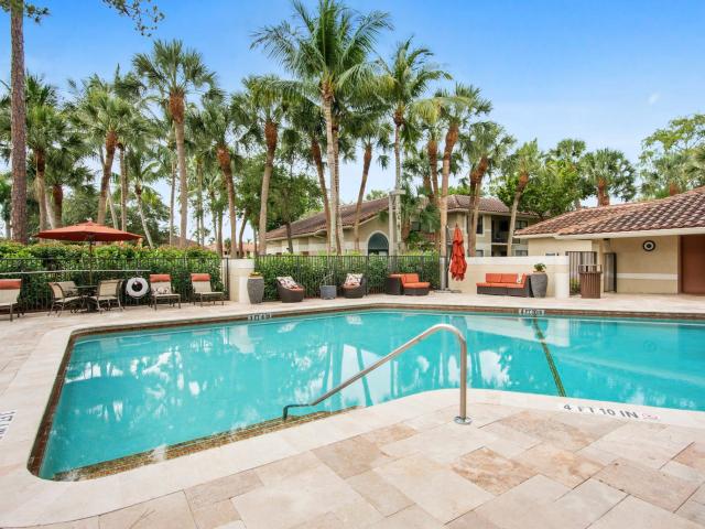 1 BR, 1 BA Apartment 6079 Town Colony Drive Unit 0819, Boca Raton, FL 33433