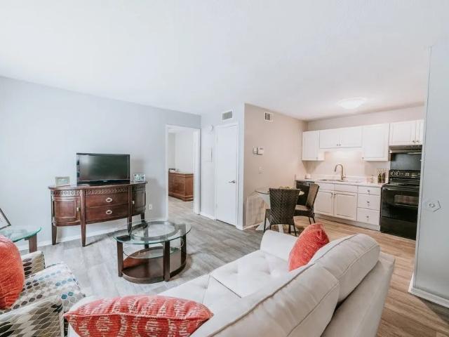 1 BR, 1 BA Apartment 608 Azalea Rd Unit S 1906, Mobile, AL 36609