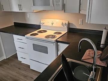 1 BR, 1 BA Apartment 613 Poplar Street, Unit B, Benton, KY 42025