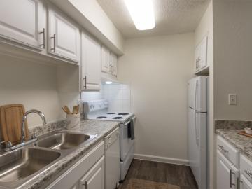 1 BR, 1 BA Apartment 6121 Melody Lane Unit 1018, Dallas, TX 75231