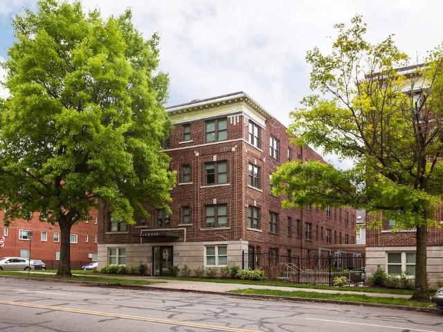 1 BR, 1 BA Apartment 615 East Armour Boulevard Unit 408, Kansas City, MO 64109