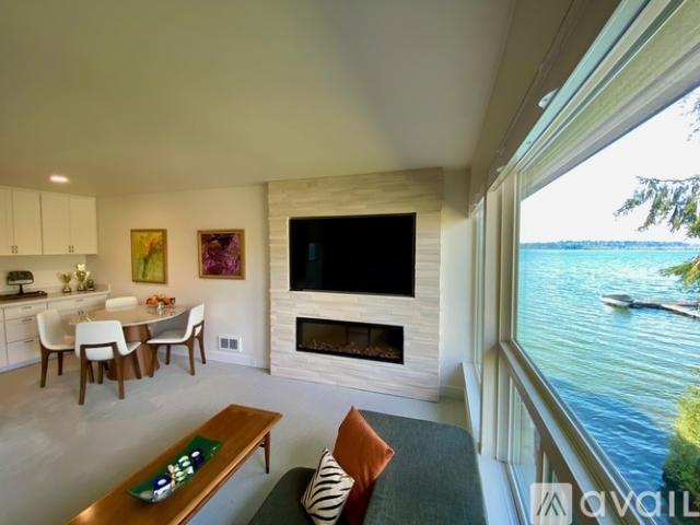 1 BR, 1 BA Apartment 6201 Lake Washington Boulevard Northeast, Unit 307, Kirkland, WA 98033