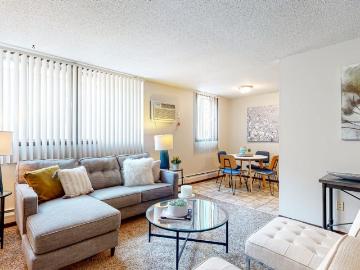1 BR, 1 BA Apartment 624 Huron Boulevard Southeast Unit 201, Minneapolis, MN 55414