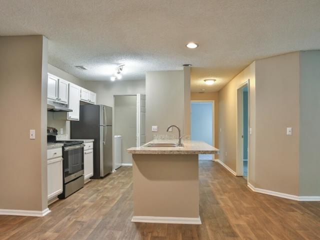 1 BR, 1 BA Apartment 628 Caledon Ct, Greenville, SC 29615