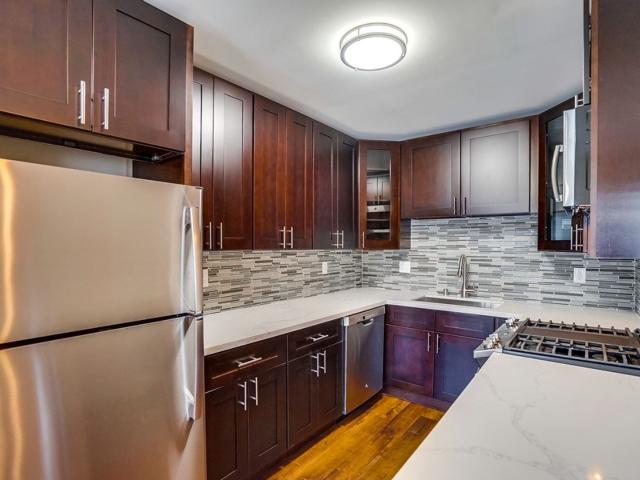 1 BR, 1 BA Apartment 633 W Hyde Park Blvd, Inglewood, CA 90302