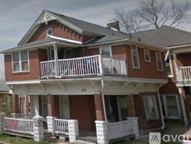 1 BR, 1 BA Apartment 633 Oak St, Unit 5, Quincy, IL 62301