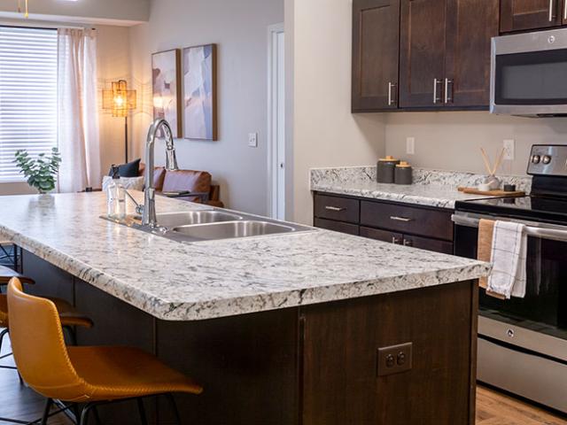 1 BR, 1 BA Apartment 6300 Merle Hay Rd Unit 6320 123, Johnston, IA 50131