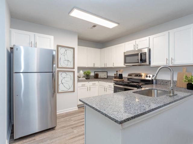 1 BR, 1 BA Apartment 6319 Raeford Road Unit 107, Fayetteville, NC 28304