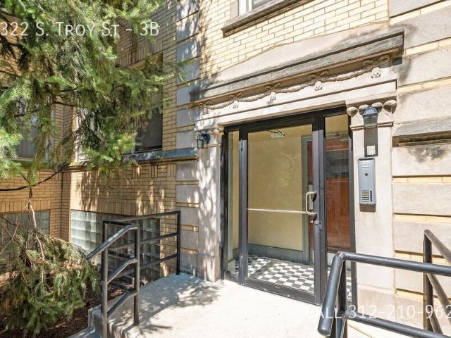 1 BR, 1 BA Apartment 6322 S. Troy St, Chicago, IL 60629