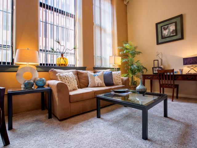 1 BR, 1 BA Apartment 634 Sycamore St Unit 2B, Cincinnati, OH 45202