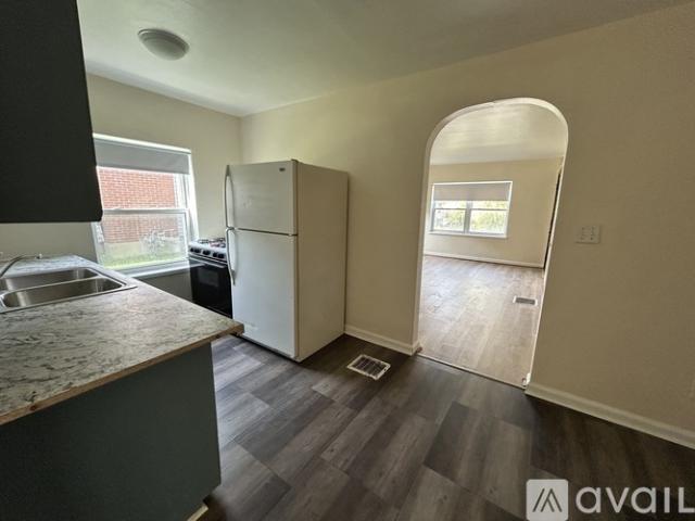 1 BR, 1 BA Apartment 638 Redwood Ave, Unit 2, Dayton, OH 45405