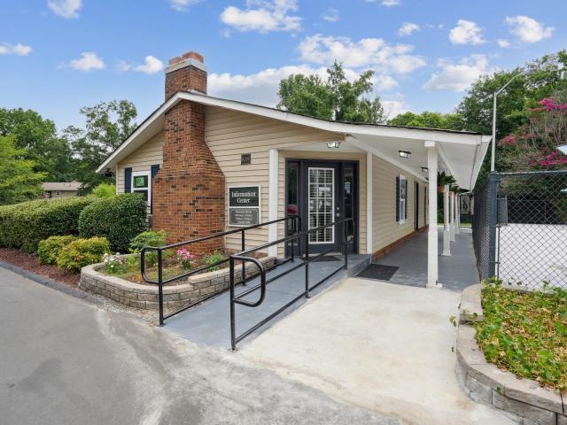 1 BR, 1 BA Apartment 639 Archdale Drive Unit 617F, Charlotte, NC 28217