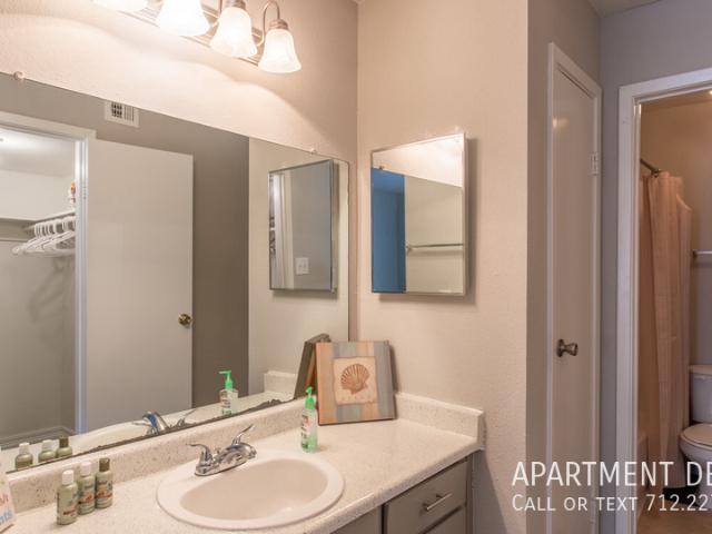 1 BR, 1 BA Apartment 6 7500 Pinemont Dr Houston, Houston, TX 77040