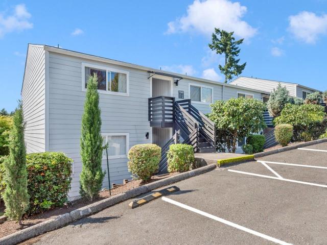 1 BR, 1 BA Apartment 7425 SW 5th Ave Unit 11B, Portland, OR 97219