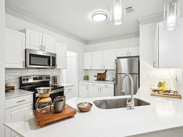 1 BR, 1 BA Apartment 745 Highway 42 S Unit 0202, McDonough, GA 30252
