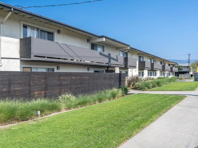 1 BR, 1 BA Apartment 745 North Sunset Avenue Unit B22, West Covina, CA 91790