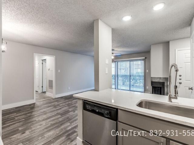 1 BR, 1 BA Apartment 748 N Millbend Dr, The Woodlands, TX 77380