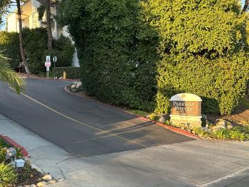 1 BR, 1 BA Apartment 7506 Parkway Drive, La Mesa, CA 91942