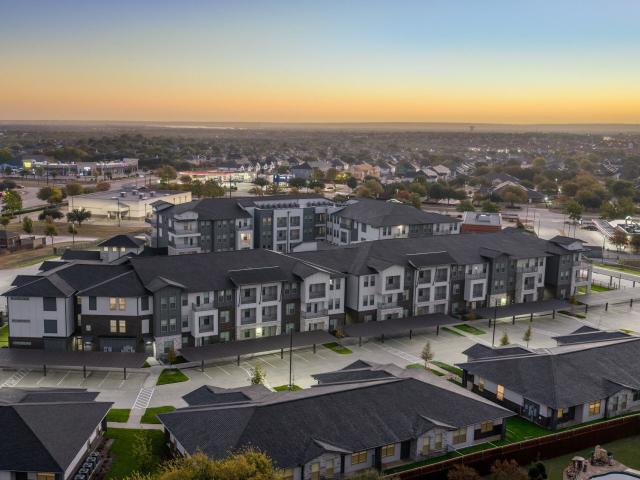 1 BR, 1 BA Apartment 750 W Turner Warnell Rd Unit 3403, Arlington, TX 76001