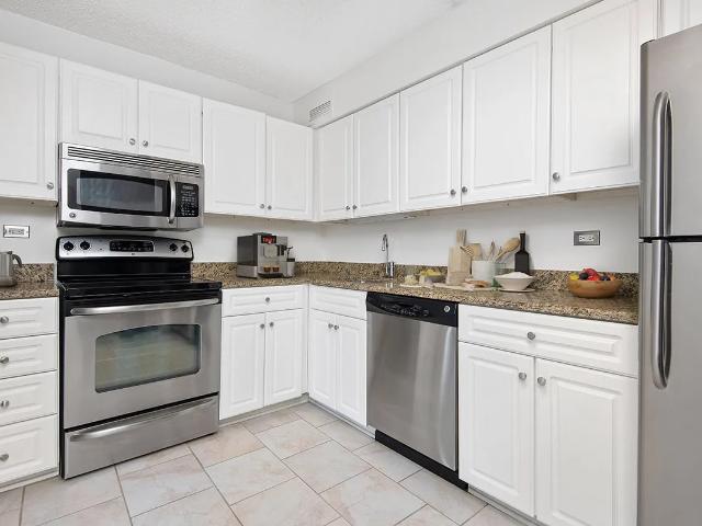 1 BR, 1 BA Apartment 750 N Rush Unit 3001, Chicago, IL 60611