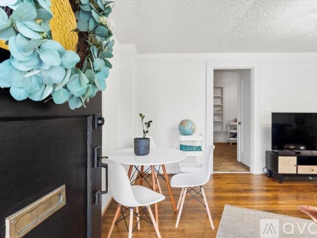 1 BR, 1 BA Apartment 7515 N Albina Ave, Unit 7517, Portland, OR 97217