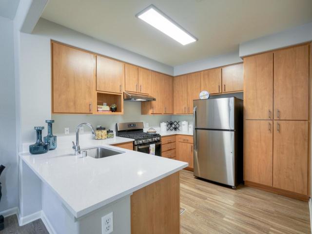 1 BR, 1 BA Apartment 751 Central Park Drive Unit 1832, Roseville, CA 95678