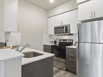 1 BR, 1 BA Apartment 7641 3rd Way SE Unit 02 302, Lacey, WA 98503