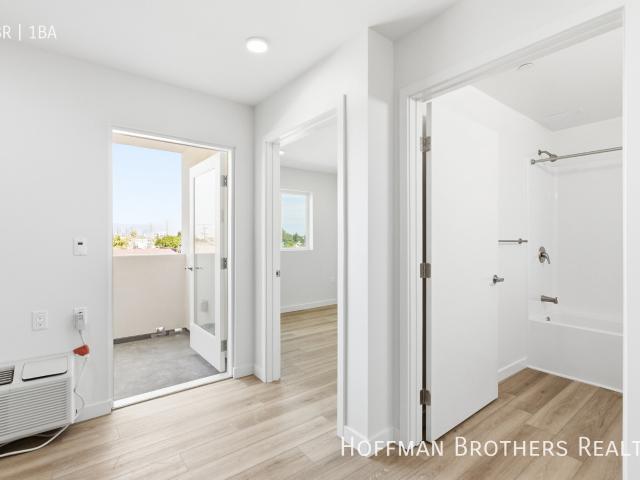 1 BR, 1 BA Apartment 7655 San Pedro St, Los Angeles, CA 90003