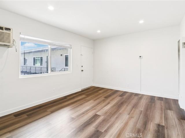 1 BR, 1 BA Apartment 7745 Laurel Canyon Boulevard, North Hollywood, CA 91605