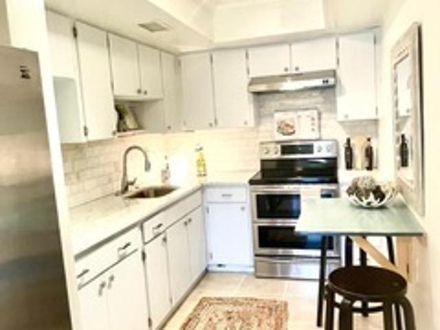 1 BR, 1 BA Apartment 7801 11 Th St N, Unit 304, St. Petersburg, FL 33702
