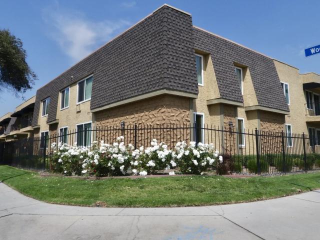 1 BR, 1 BA Apartment 7840 Woodman Avenue Unit 245, Panorama City, CA 91402