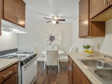 1 BR, 1 BA Apartment 7870 Zane Avenue North Unit 2109, Minneapolis, MN 55443