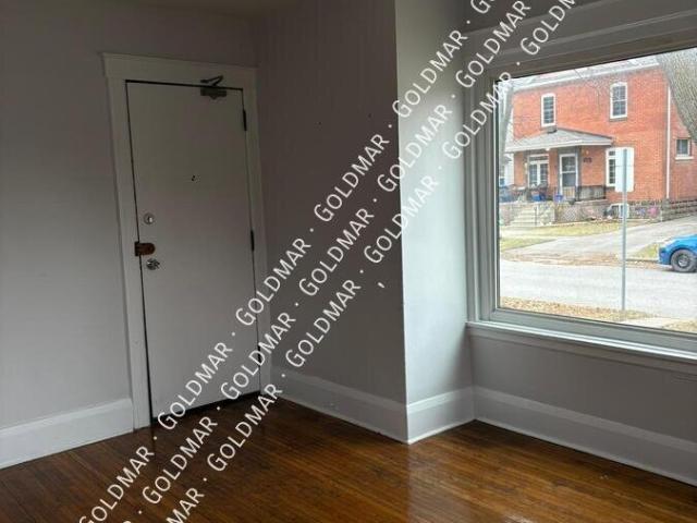 1 BR, 1 BA Apartment 789 Windemere Road, Windsor, ON N8Y3E2
