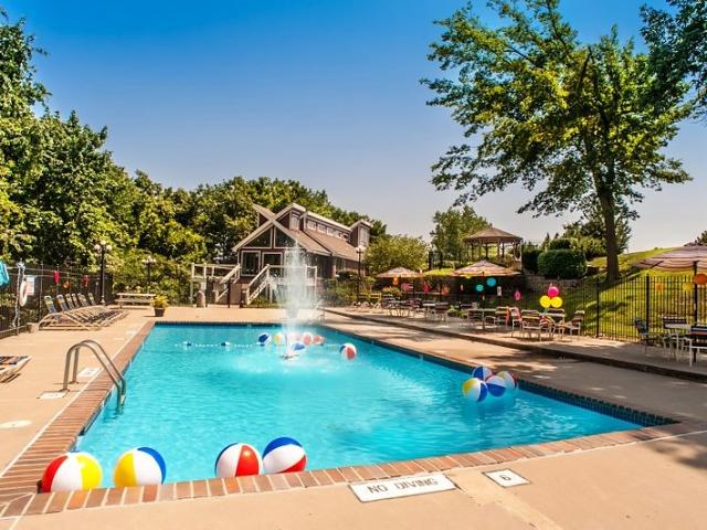1 BR, 1 BA Apartment 7909 N Granby Ave Unit 816, Kansas City, MO 64151