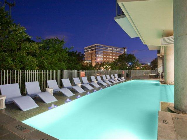 1 BR, 1 BA Apartment 801 W 5th St, Austin, TX 78703